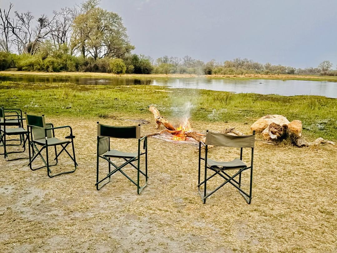 Safari campfire setup
